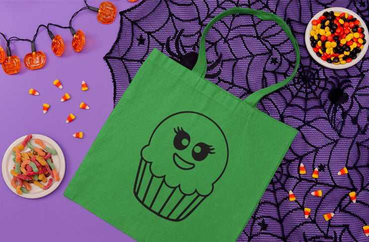 Ghost outline cupcake SVG, Ghost Lolly SVG, Halloween SVG, Ghost SVG, Cute ghost SVG, Instant download, Cricut cut files